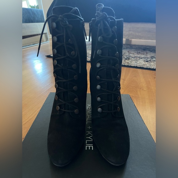 Kendall & Kylie lace up heeled boots - Picture 4 of 6